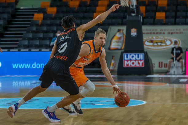 着自我救赎 着自我救赎